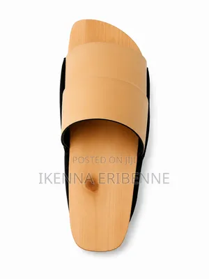 Ójî Traditional Wooden Slippers