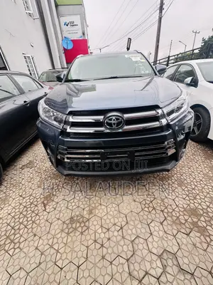Toyota Highlander 2016 Blue