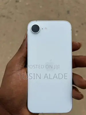 Apple iPhone 16e 128 GB White