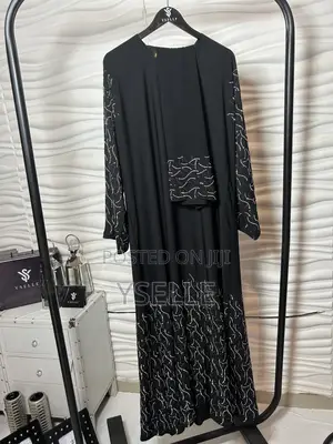 Luxury Abaya at Unbeatable Prices!