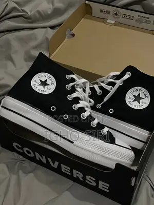 Converse Chuks Taylor Hi Top All Star Ske Black