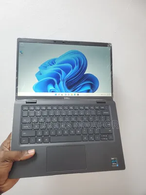 Laptop Dell Latitude 7320 16GB Intel Core i7 SSD 512GB