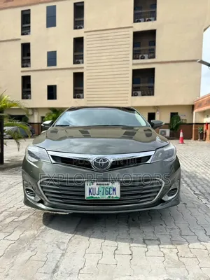Toyota Avalon 2013 Gold