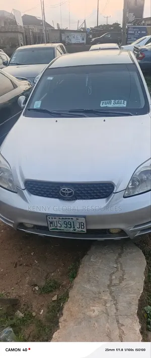Toyota Matrix 2004 Silver