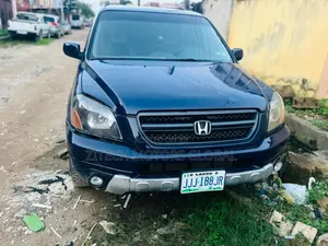 Honda Pilot 2004 Blue