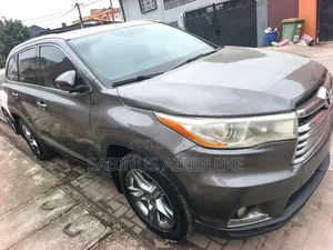 Toyota Highlander Limited 4dr SUV (3.5L 6cyl 6A) 2014 Gray