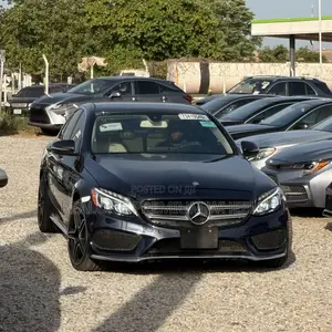 Mercedes-Benz C300 Sport 4Matic Sedan AWD (2.0L 4cyll 7A) 2016 Blue