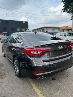 Hyundai Sonata Sport 2.0T 4dr Sedan (2.0L 4cyl Turbo 6A) 2015 Brown