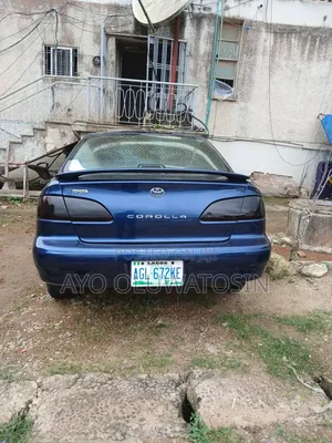 Toyota Corolla 2000 Blue