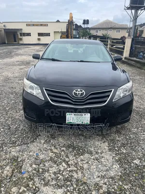 Toyota Camry 2010 Black