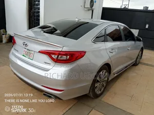 Hyundai Sonata Sport Sedan FWD (2.4L 4cyl 6A) 2016 Silver