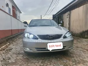 Toyota Camry 2005 Silver