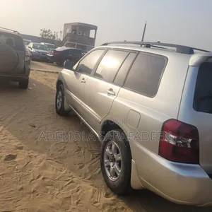 Toyota Highlander 2005 Silver