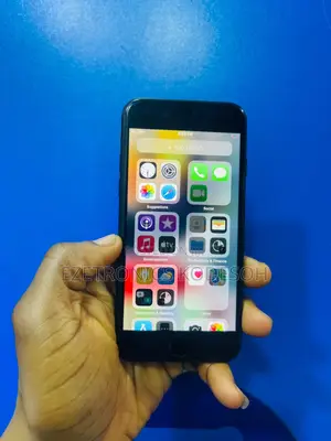 Apple iPhone 7 32 GB Black