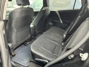 Toyota RAV4 LE AWD (2.5L 4cyl 6A) 2016 Black