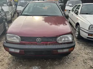 Volkswagen Golf 2003 Red
