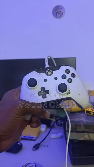 Xbox One Controller