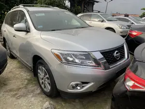 Nissan Pathfinder SL 4x4 2013 Silver
