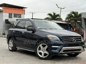Mercedes-Benz M Class ML400 4MATIC 4dr SUV AWD (3.0L 6cyl Turbo 7A)