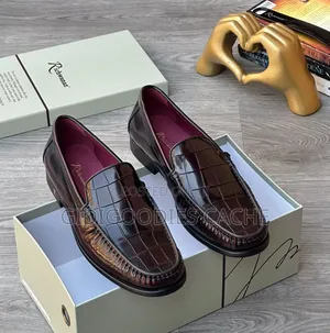 Richwanaz Burgundy Croc-Embossed Leather Loafers in Size 40-46