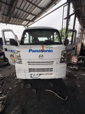 Suzuki Every 2012 White