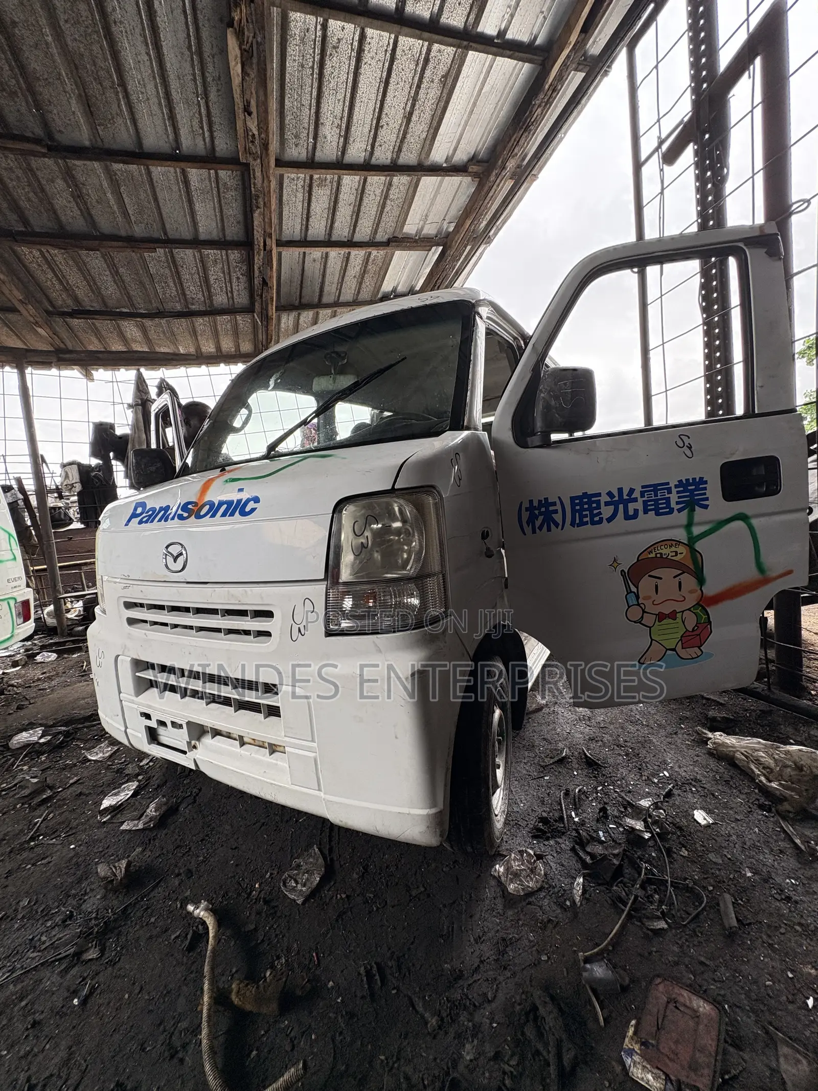 Suzuki Every 2012 White