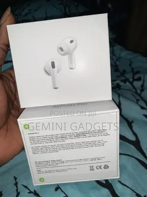 Carted Original Apple AirPod Pro 3