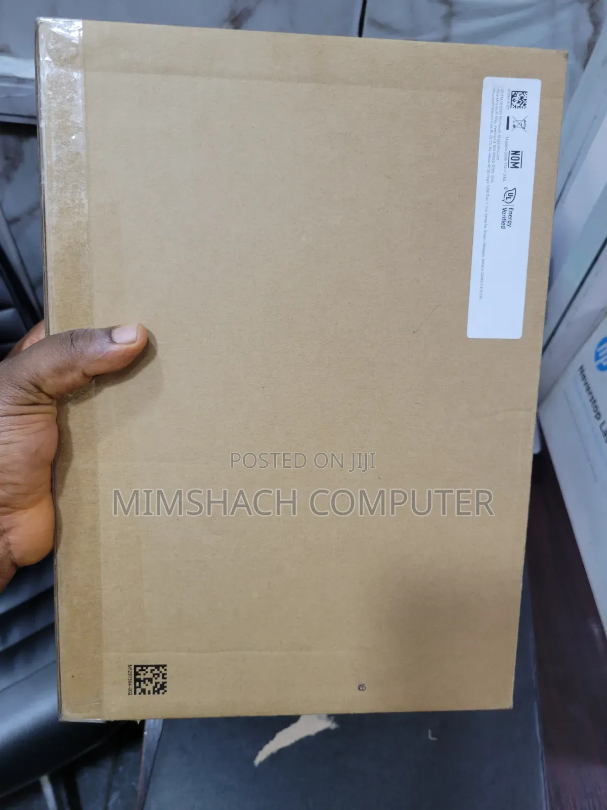 New Microsoft Surface Pro 11th Edition, a Copilot+ PC 32GB SSD 1T