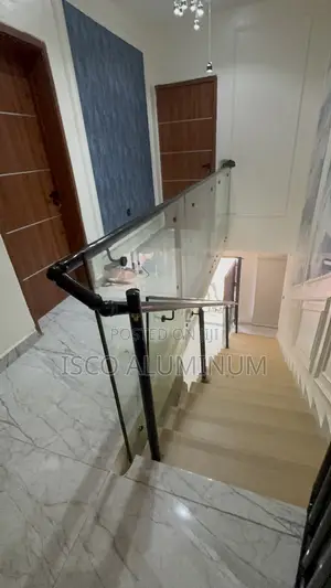 Frameless Glass