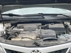 Toyota Camry SE Sport 4dr Sedan (2.5L 4cyl 6A) 2014 Silver