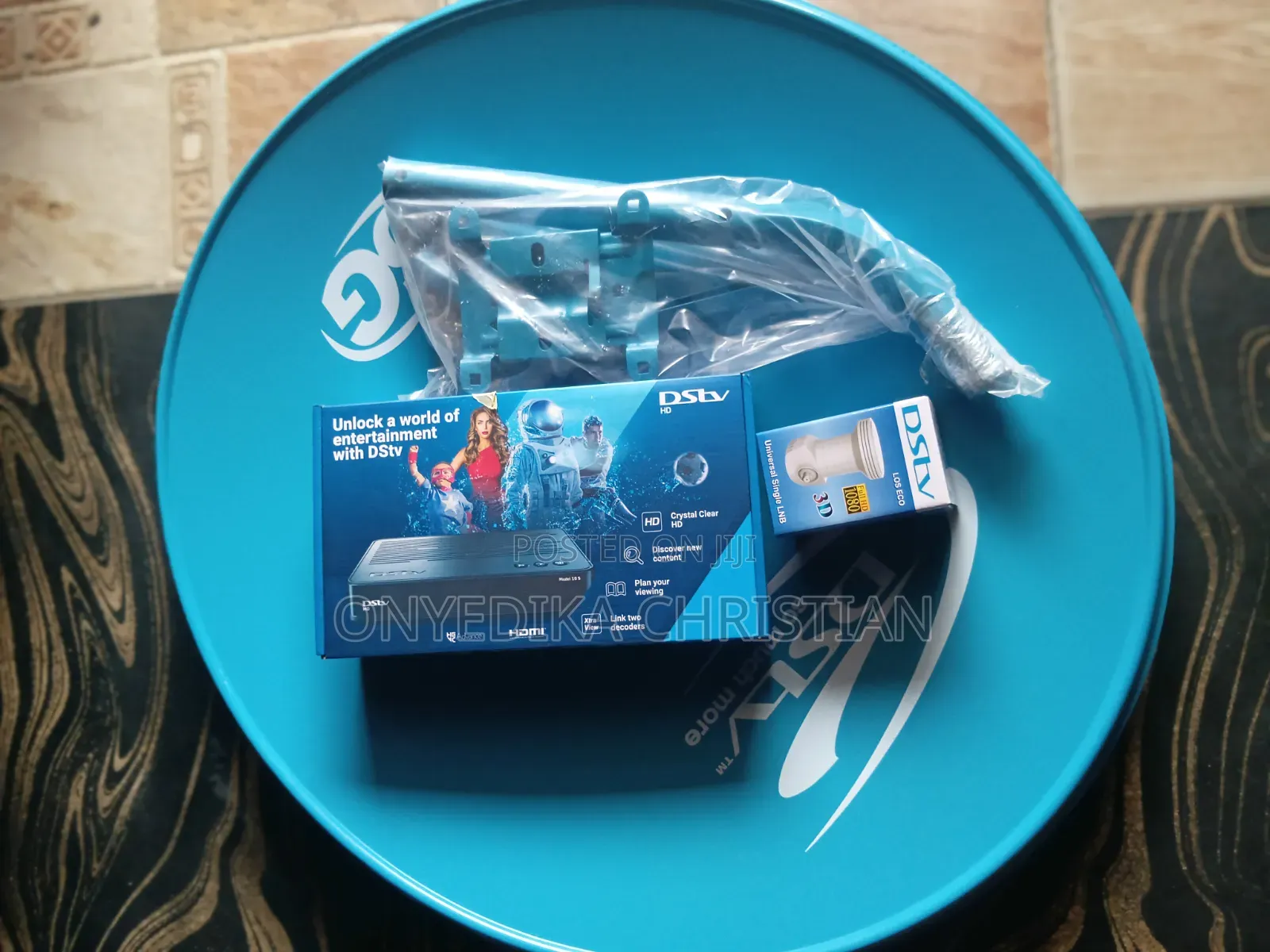 Complete Set of DStv Decoder