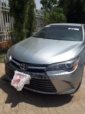 Toyota Camry 2016 Silver