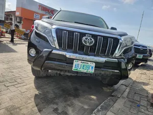 Toyota Land Cruiser Prado 2011 Black