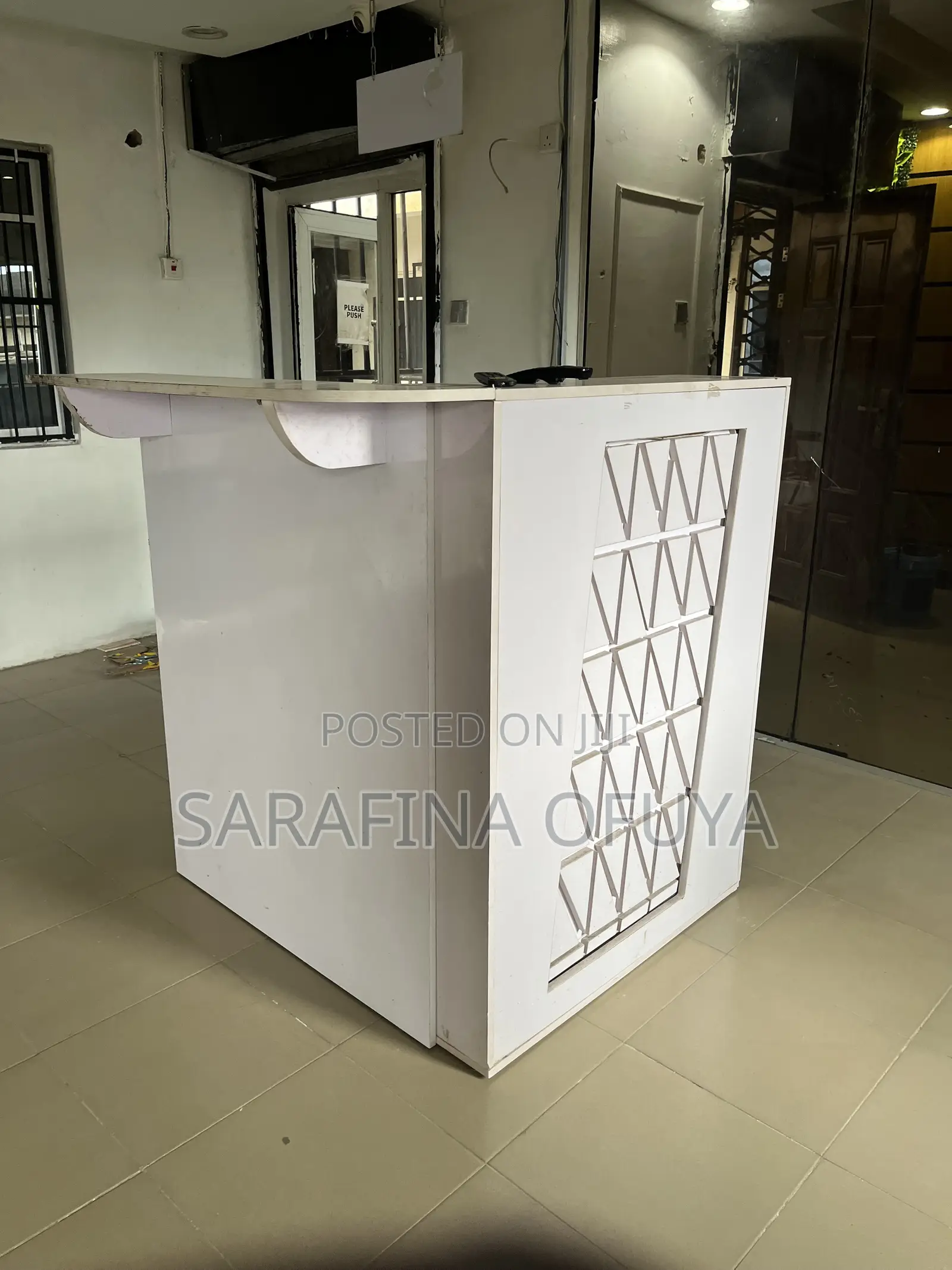 Receptionist Table