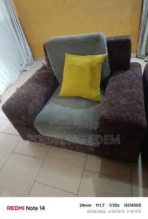 3 Seaters , 2 Seater , 2 Single Seaters of Sofas