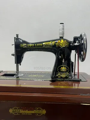 Few Months Used Sewing Machine With Complete Kits