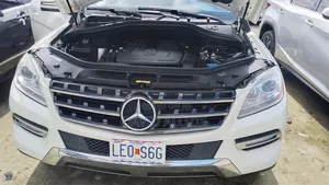 Mercedes-Benz M Class ML 350 4Matic 2013 White