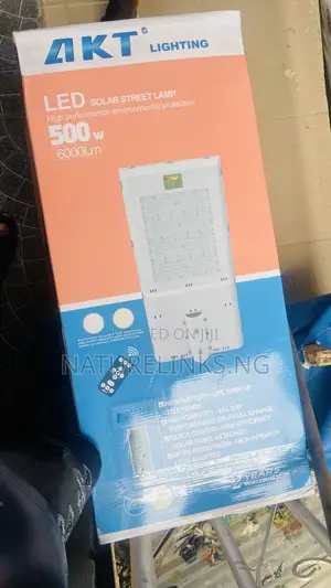AKT 500W Solar Street Light