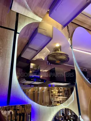 Rooms and Toilet Mirrors