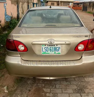 Toyota Camry LE 4dr Sedan (2.4L 4cyl 5A) 2006 Gold