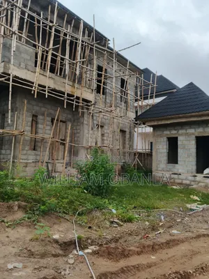 5 Bedroom Detached Duplex With Bq and Gate House