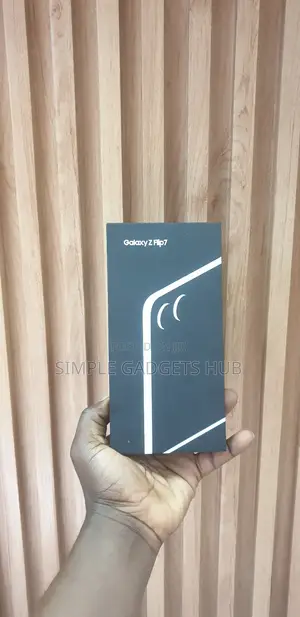 New Samsung Galaxy Z Flip7 256 GB Blue