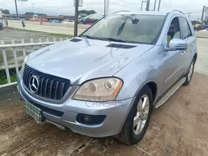 Mercedes-Benz M Class 2006 Blue
