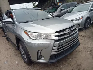 Toyota Highlander 2017 Silver