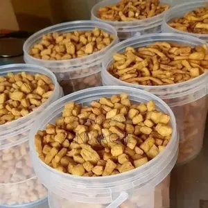 Chinchin and Peanut