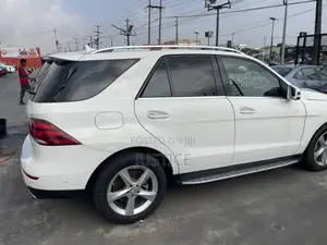 Mercedes-Benz GLE-Class 2017 White
