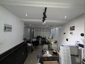 40SQM Shop / Office Space on the Ground Floor