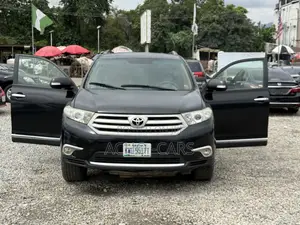 Toyota Highlander 2010 Black