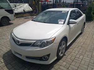 Toyota Camry 2014 White