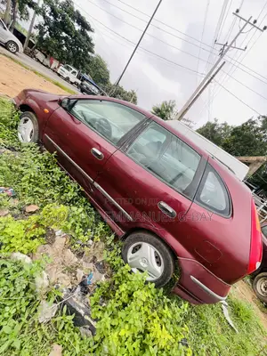 Nissan Almera 2005 Burgundy